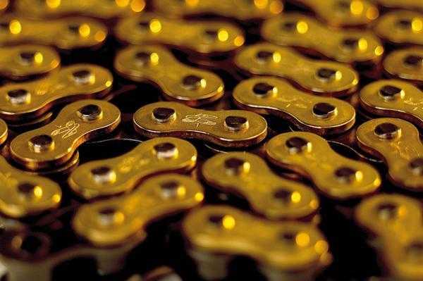 RENTHAL, RENTHAL R1 520 GOLD TRIALS CHAIN (102 OR 106L)